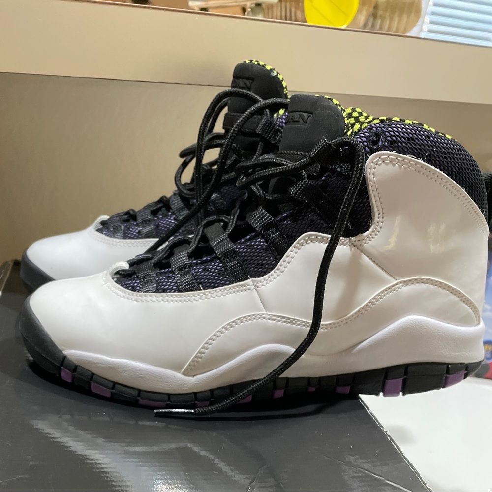 Girls Air Jordan 10 Retro (GS)  5Y - Picture 5 of 7